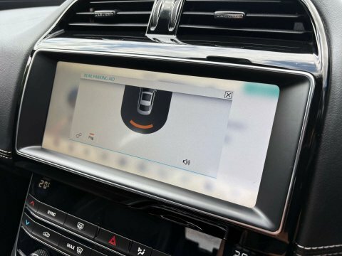 Jaguar XE Hse Grey #63