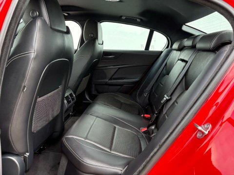 Jaguar XE Hse Grey #49