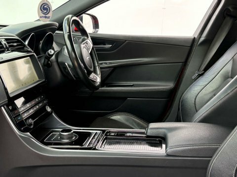Jaguar XE Hse Grey #53