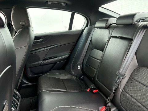 Jaguar XE Hse Grey #47