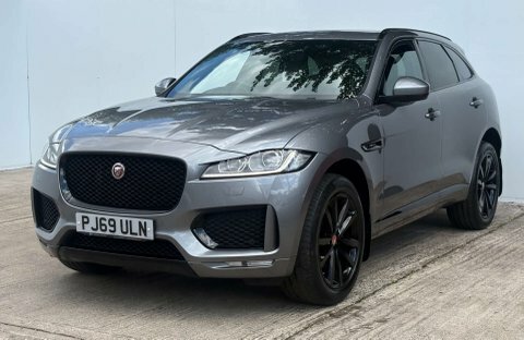 Jaguar F-Pace D200 R-dynamic Se Black Grey #40