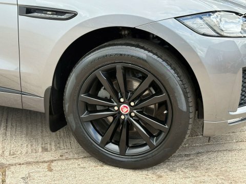 Jaguar F-Pace D200 R-dynamic Se Black Grey #8