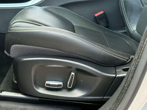 Jaguar F-Pace D200 R-dynamic Se Black Grey #71
