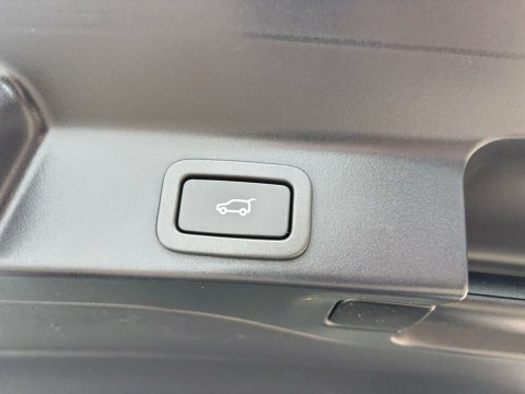 Jaguar F-Pace D200 R-dynamic Se Black Grey #37