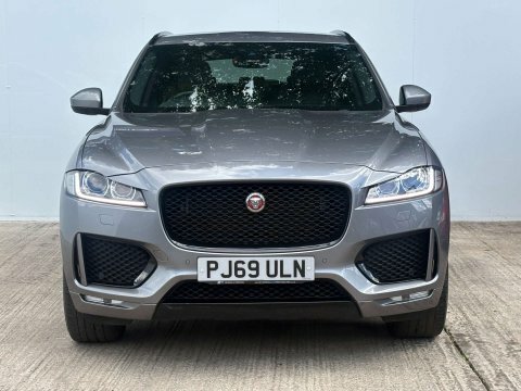Jaguar F-Pace D200 R-dynamic Se Black Grey #9