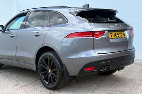 Jaguar F-Pace D200 R-dynamic Se Black Grey #47