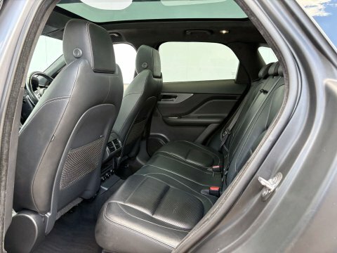 Jaguar F-Pace D200 R-dynamic Se Black Grey #68