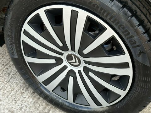 Toyota Aygo X 1.0 Vvt-i Pure  #37