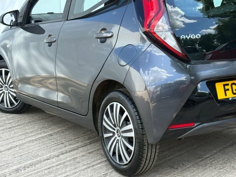 Toyota Aygo X 1.0 Vvt-i Pure  #29