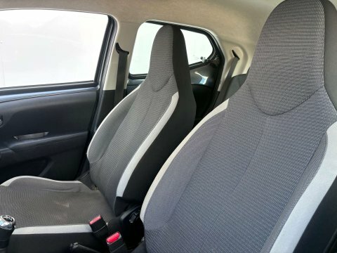 Toyota Aygo X 1.0 Vvt-i Pure  #43