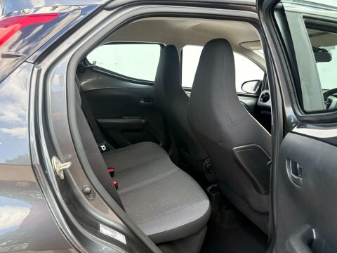 Toyota Aygo X 1.0 Vvt-i Pure  #12