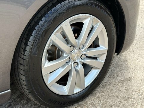 Peugeot 308 1.6 308 Active Grey #5