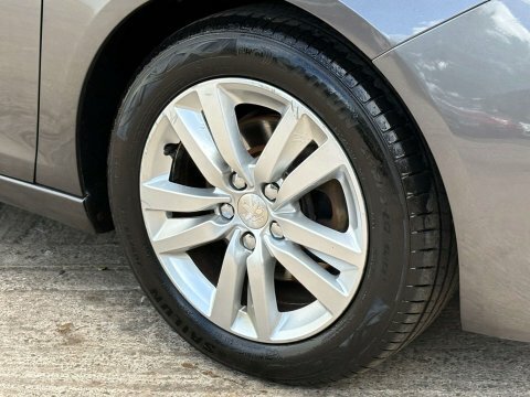 Peugeot 308 1.6 308 Active Grey #4