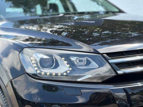 Volkswagen Touareg 3.0 Touareg V6 Black #4
