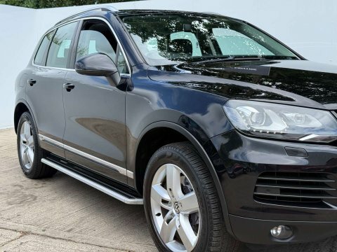 Volkswagen Touareg 3.0 Touareg V6 Black #4