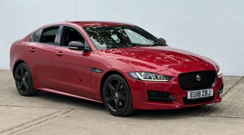 Jaguar XE 2.0 Xe R-sport Red