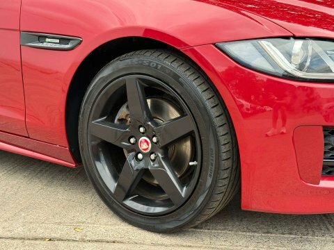 Jaguar XE 2.0 Xe R-sport Red #6