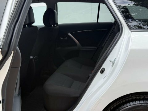 Toyota Avensis 1.8 Avensis Tr White #4