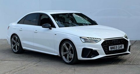 Audi A4 2.0 A4 Black White
