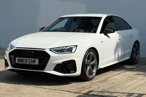 Audi A4 2.0 A4 Black White #2