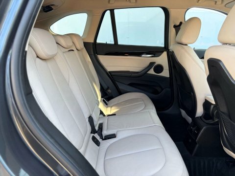BMW X1 Estate White #27