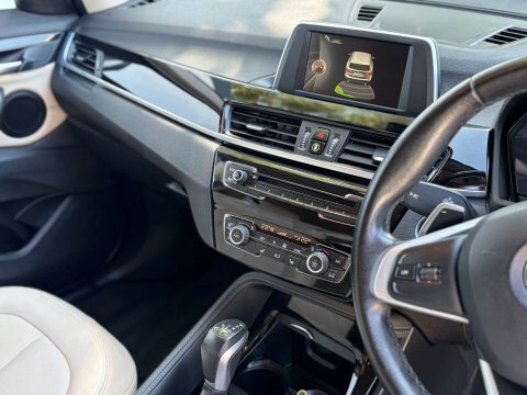 BMW X1 Estate White #22