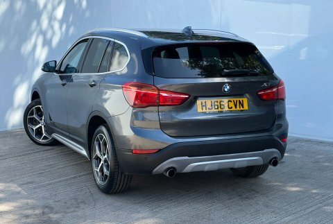BMW X1 Estate White #8