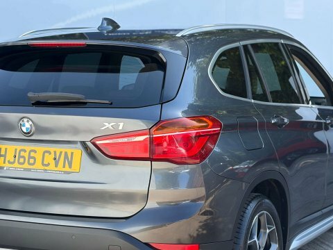 BMW X1 Estate White #34