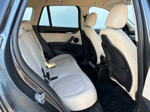 BMW X1 Estate White #24
