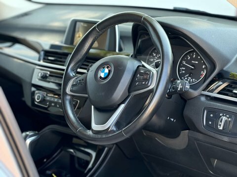 BMW X1 Estate White #17
