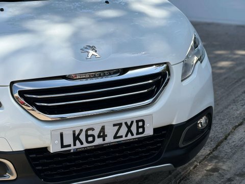 Peugeot 2008 Hatchback Red #9