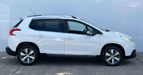 Peugeot 2008 Hatchback Red #11