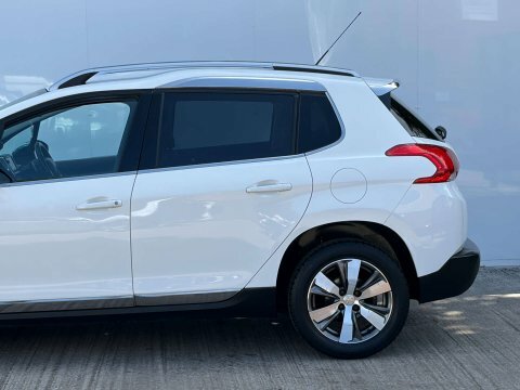 Peugeot 2008 Hatchback Red #41