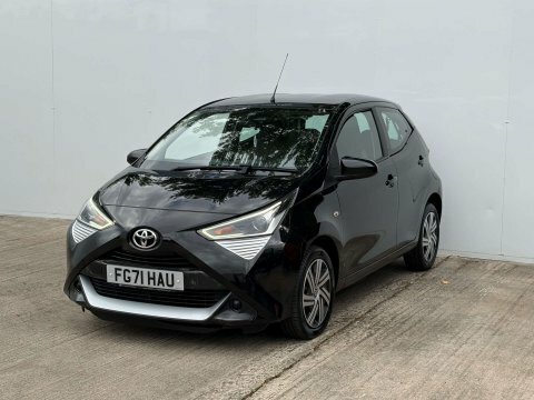 Toyota Aygo X -Play Tss Vvt-i Black #2