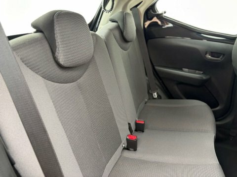 Toyota Aygo X X-play Vvt-i Red #22