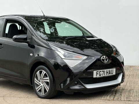 Toyota Aygo X -Play Tss Vvt-i Black #4