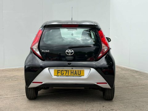Toyota Aygo X -Play Tss Vvt-i Black #6