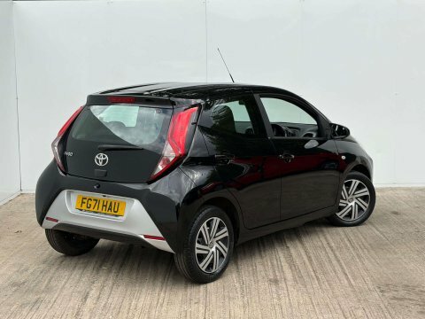 Toyota Aygo X -Play Tss Vvt-i Black #5