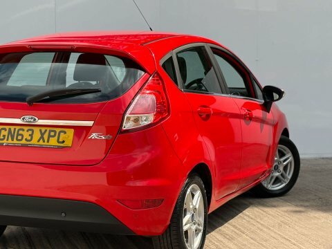 Ford Fiesta 1.5 Titanium Tdci Red #23