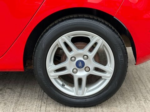 Ford Fiesta 1.5 Titanium Tdci Red #37