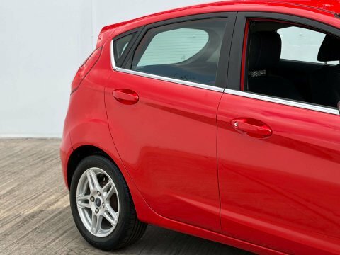 Ford Fiesta 1.5 Titanium Tdci Red #8
