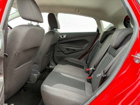 Ford Fiesta 1.5 Titanium Tdci Red #40