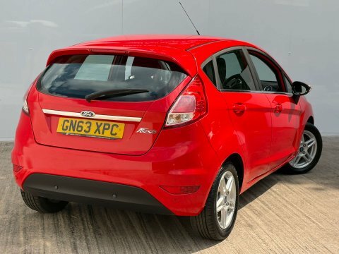 Ford Fiesta 1.5 Titanium Tdci Red #22