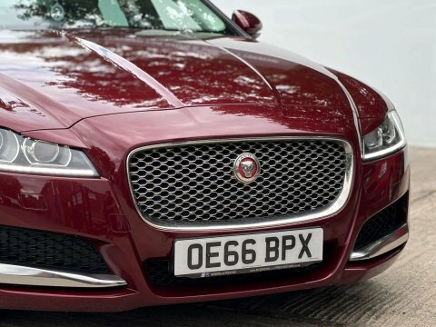 Jaguar XF 2.0 Xf Portfolio Red #5