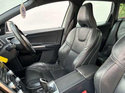 Volvo XC60 D4 190 R Design Nav  #62