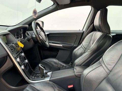 Volvo XC60 D4 190 R Design Nav  #61