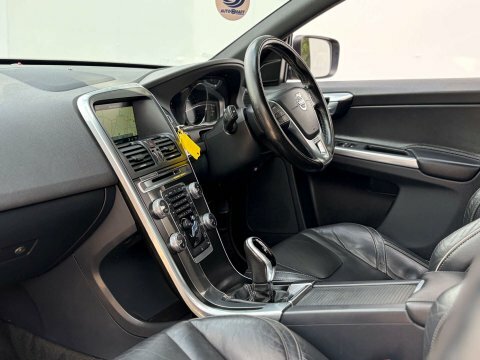 Volvo XC60 D4 190 R Design Nav  #60