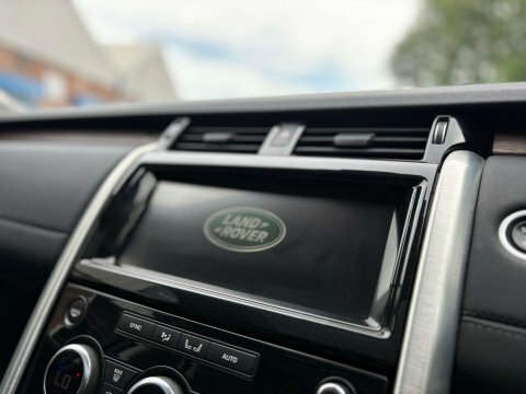 Land Rover Discovery Spt Dyn Lux Hse White #69