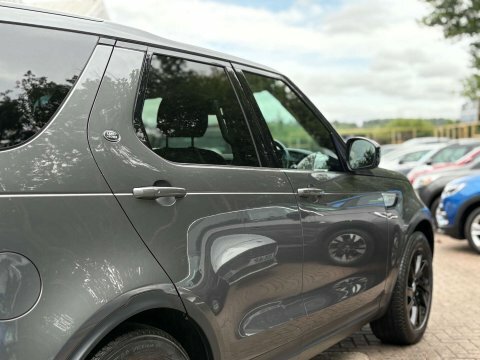 Land Rover Discovery Spt Dyn Lux Hse White #18