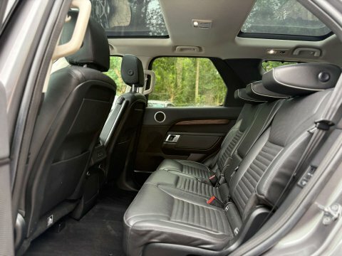 Land Rover Discovery Spt Dyn Lux Hse White #55